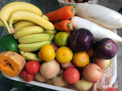 石家庄天台吃瓜,现场一幕引发热议